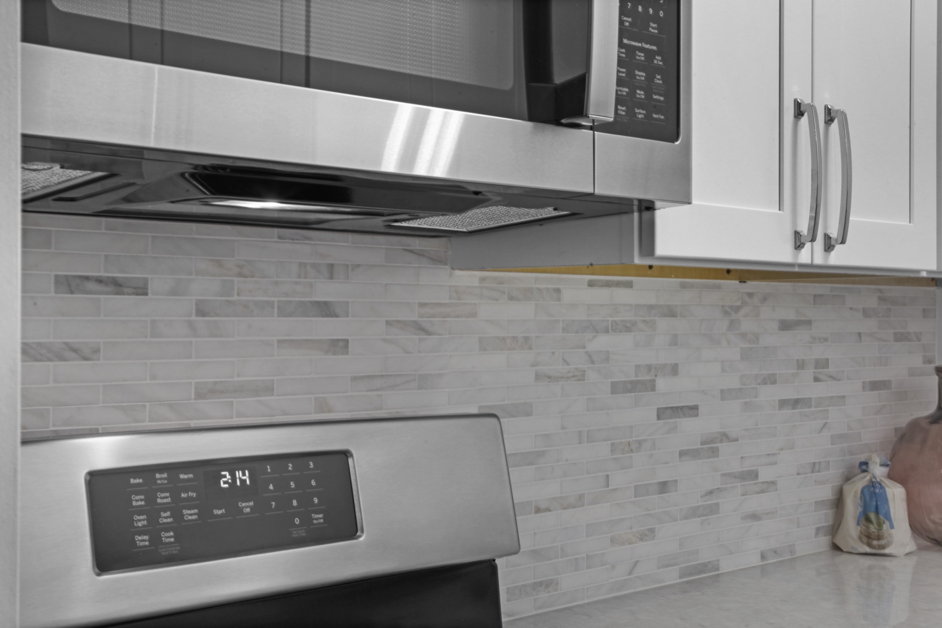 120 East 36th Street - room detail