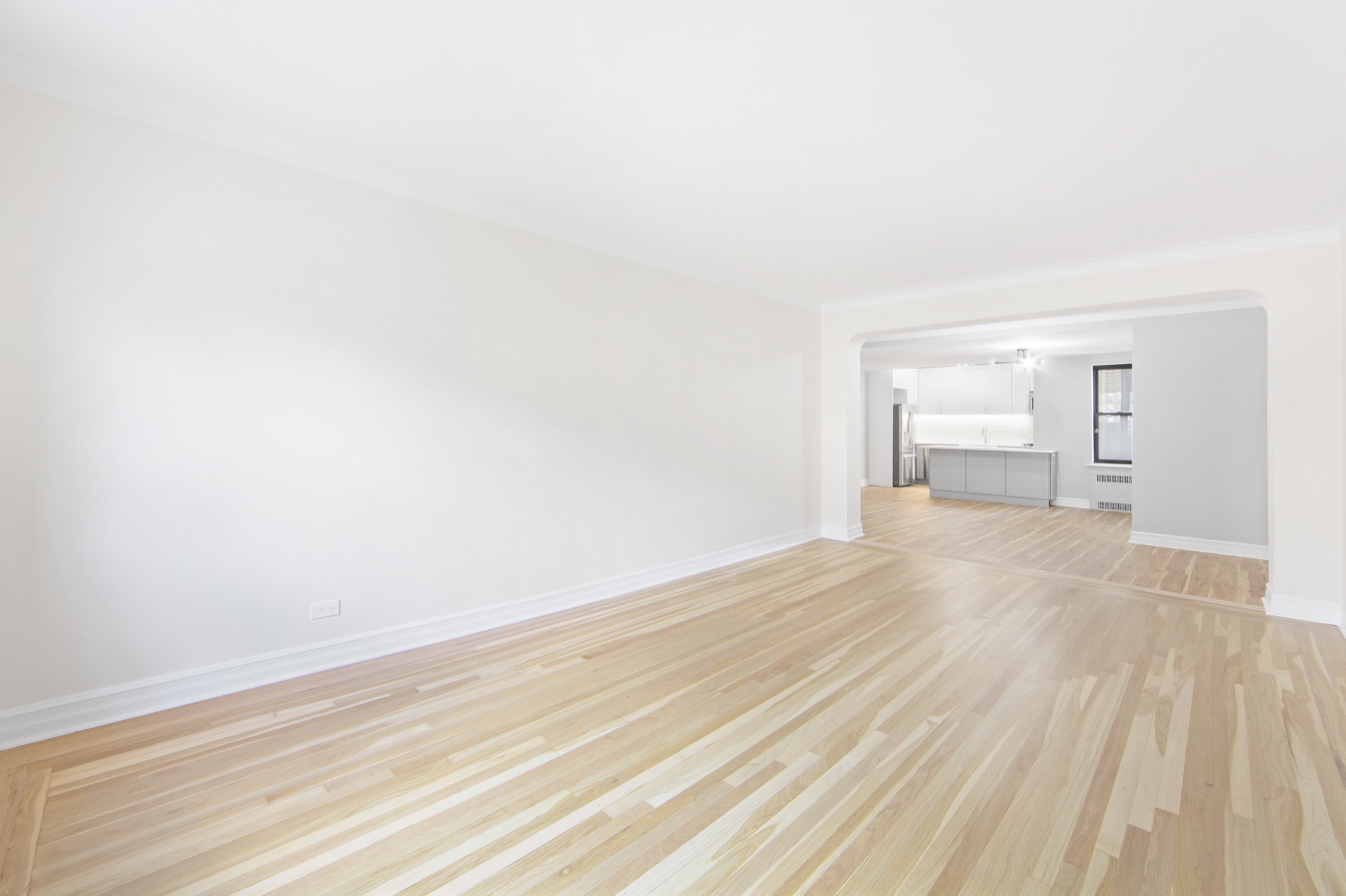 35-36 76th Street - room detail